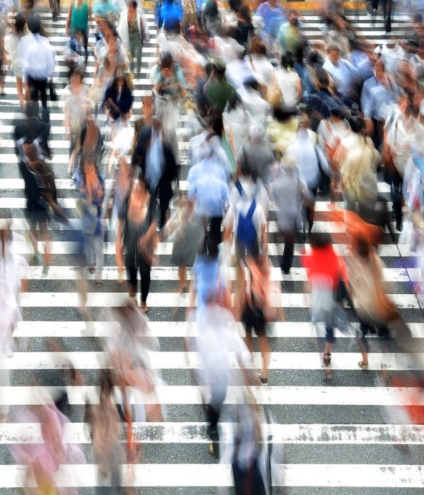 pedestrians-400811_1280